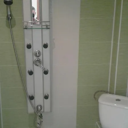 Хотел Юг Hotell *