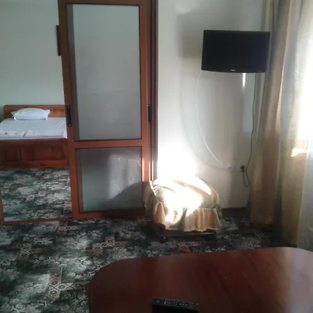 Hotell Хотел Юг